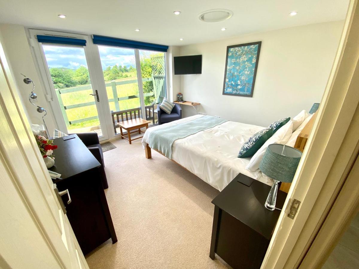 A Secluded Self Contained Country Suite With A View - Parking, Easy Access To Bath Corsham Exterior foto